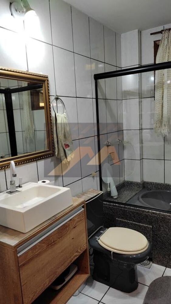 Casa à venda com 3 quartos, 193m² - Foto 4