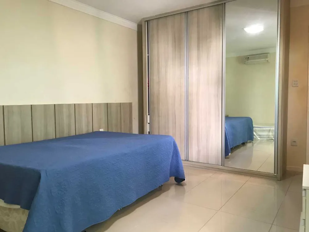 Casa, 3 quartos, 236 m² - Foto 9