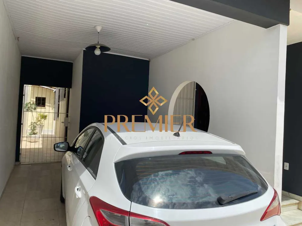 Casa, 3 quartos, 220 m² - Foto 3
