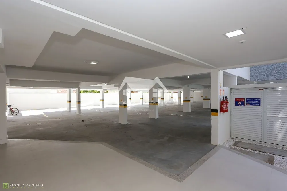 Cobertura, 3 quartos, 221 m² - Foto 4