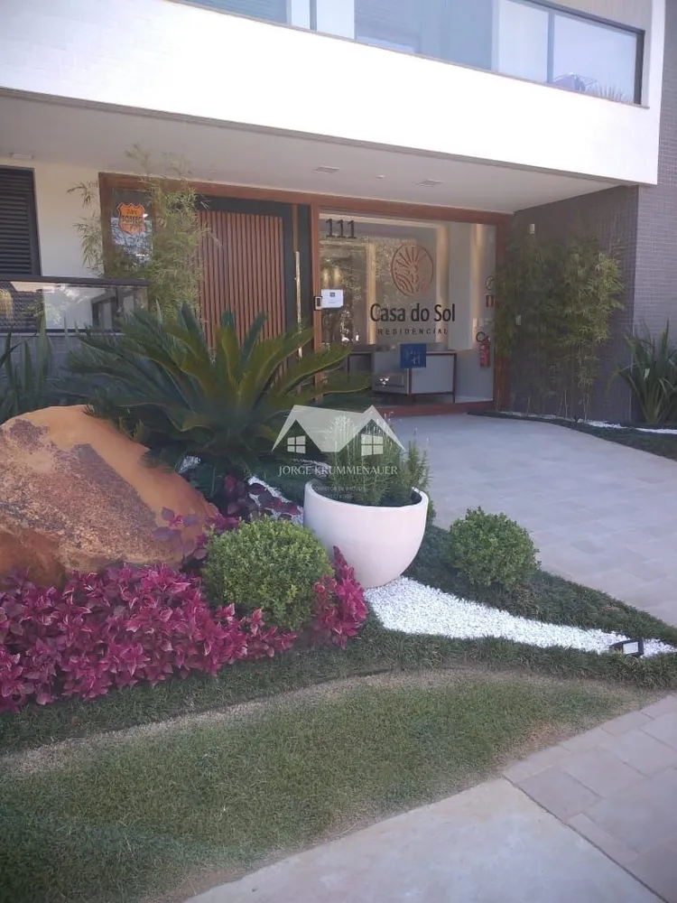 Apartamento, 3 quartos, 139 m² - Foto 2