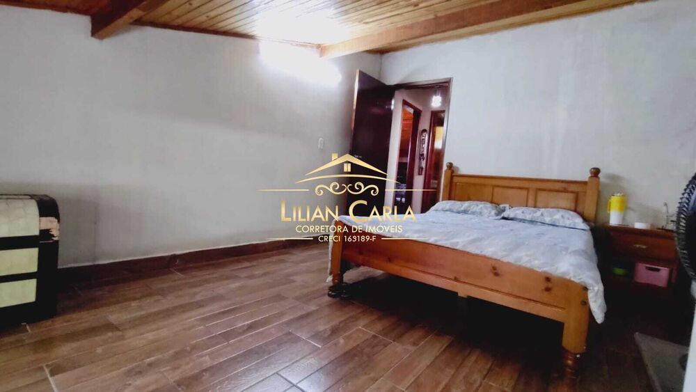 Casa, 5 quartos, 131 m² - Foto 2