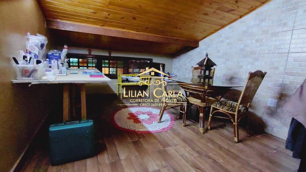 Casa, 5 quartos, 131 m² - Foto 4