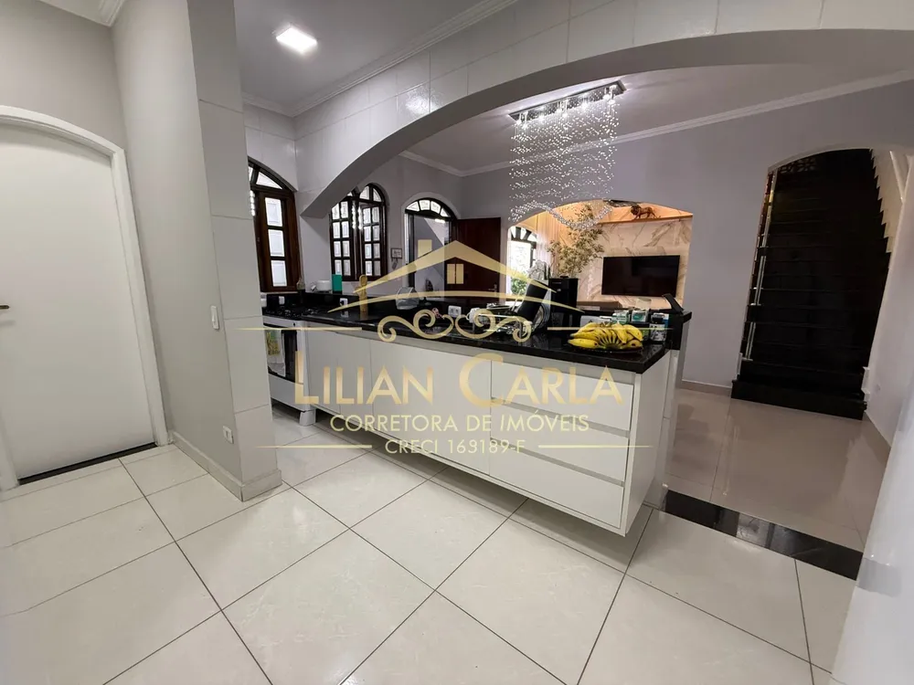 Sobrado, 4 quartos, 246 m² - Foto 4