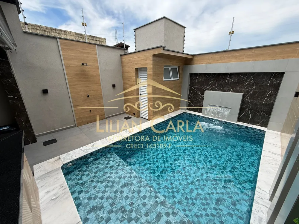 Sobrado, 4 quartos, 246 m² - Foto 1