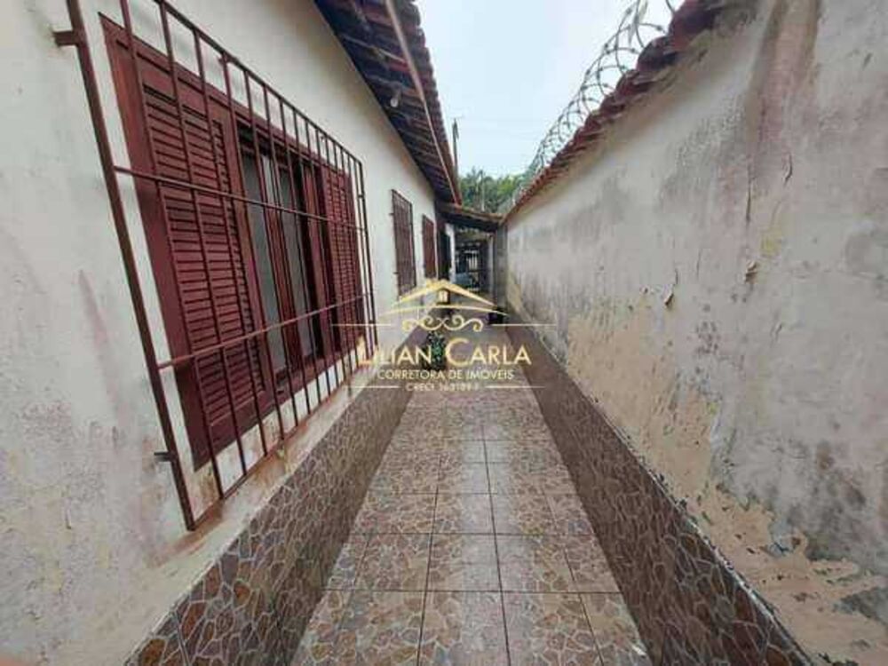 Casa à venda com 2 quartos, 54m² - Foto 2