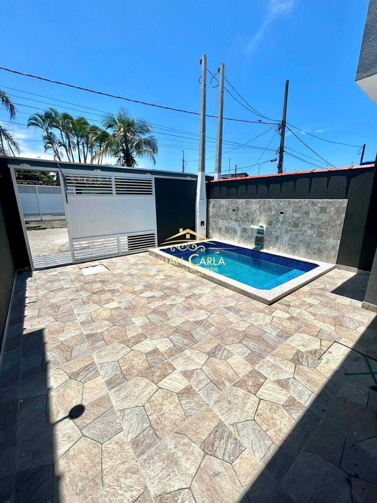 Casa à venda com 2 quartos, 70m² - Foto 2