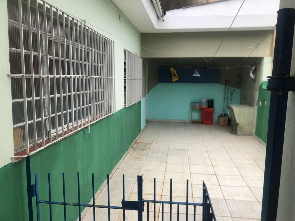 Casa, 4 quartos, 260 m² - Foto 2