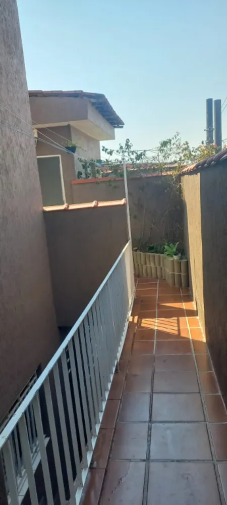 Casa, 2 quartos, 141 m² - Foto 1
