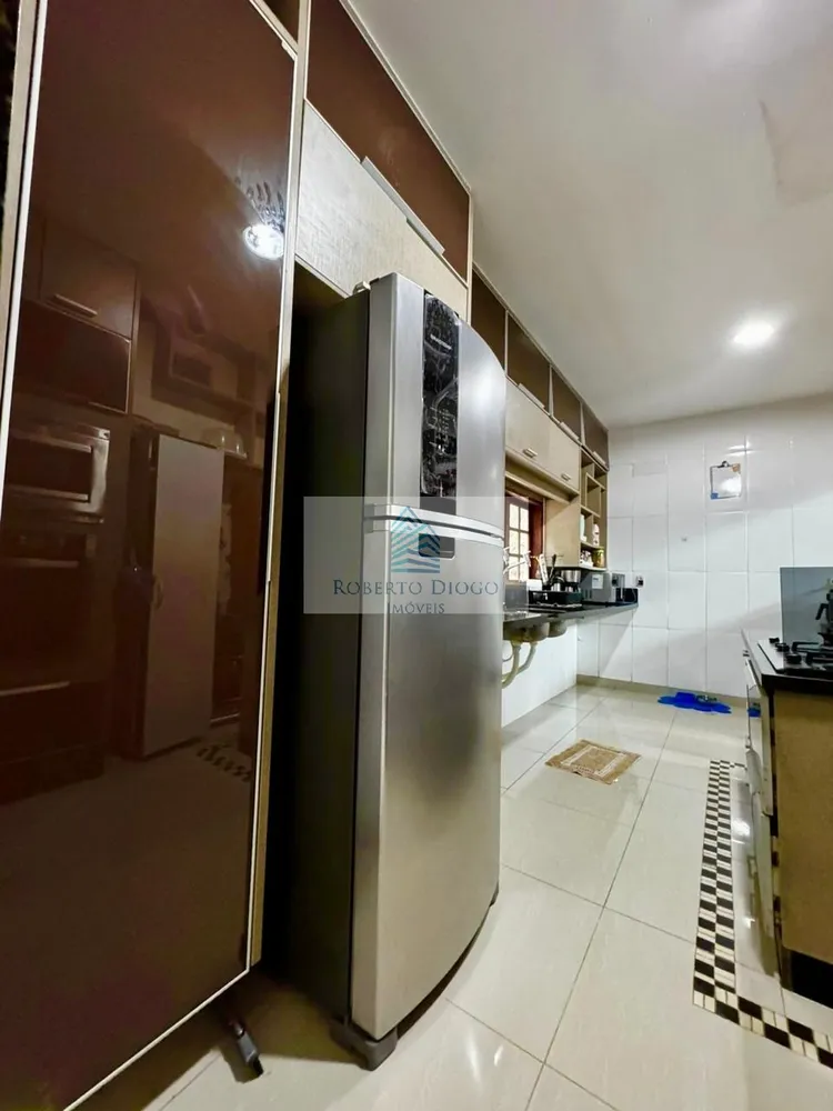 Casa, 3 quartos, 1200 m² - Foto 2