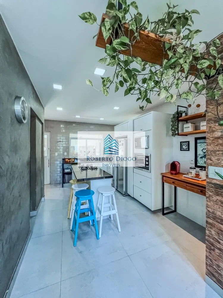 Casa, 3 quartos, 215 m² - Foto 13