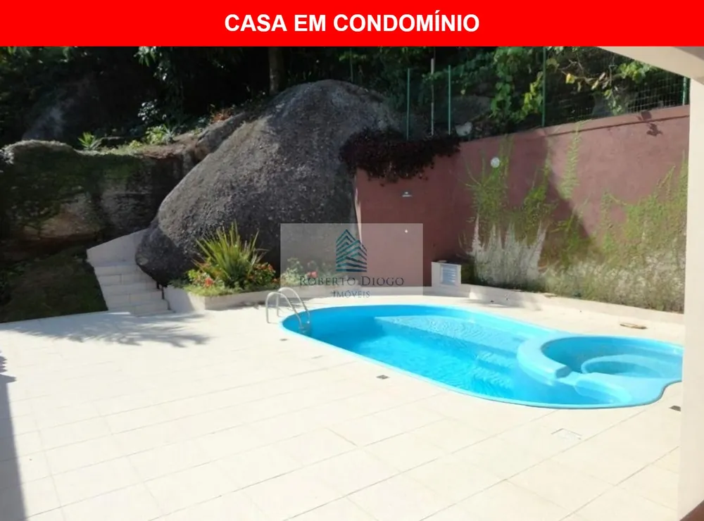 Casa, 4 quartos, 330 m² - Foto 1