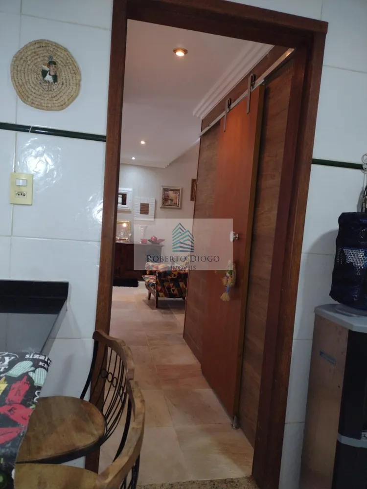 Casa, 3 quartos, 200 m² - Foto 11