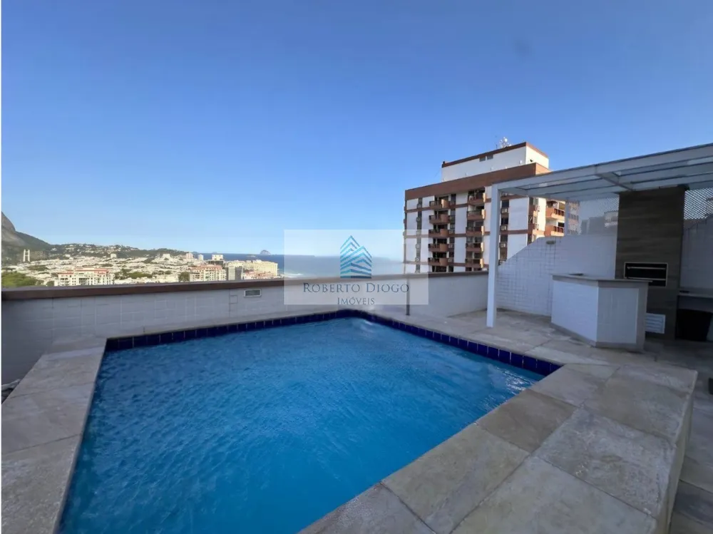 Cobertura, 3 quartos, 222 m² - Foto 1