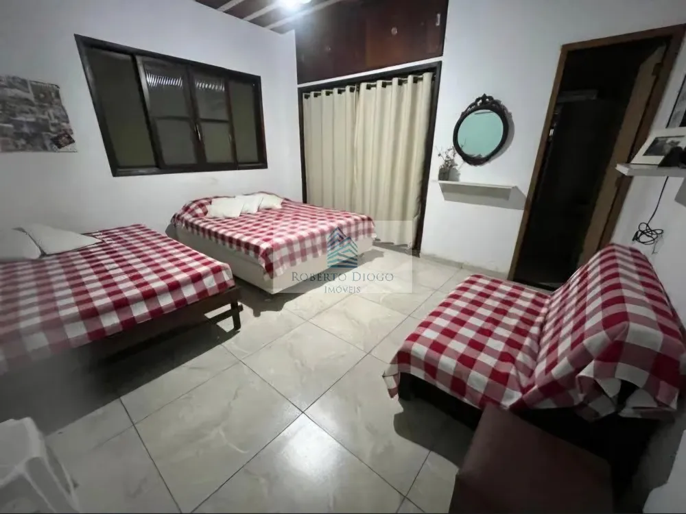 Casa, 4 quartos, 163 m² - Foto 1