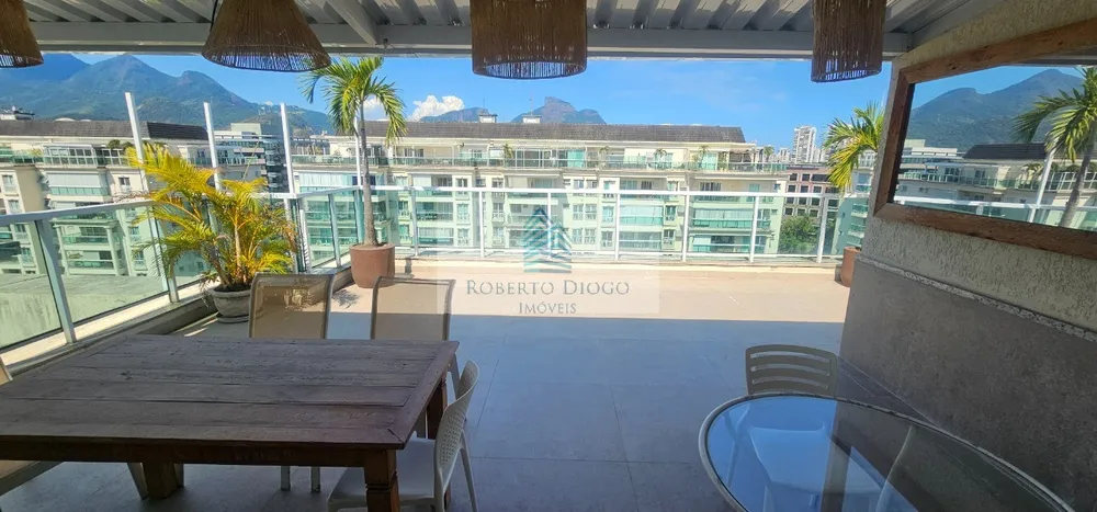 Cobertura, 3 quartos, 200 m² - Foto 2