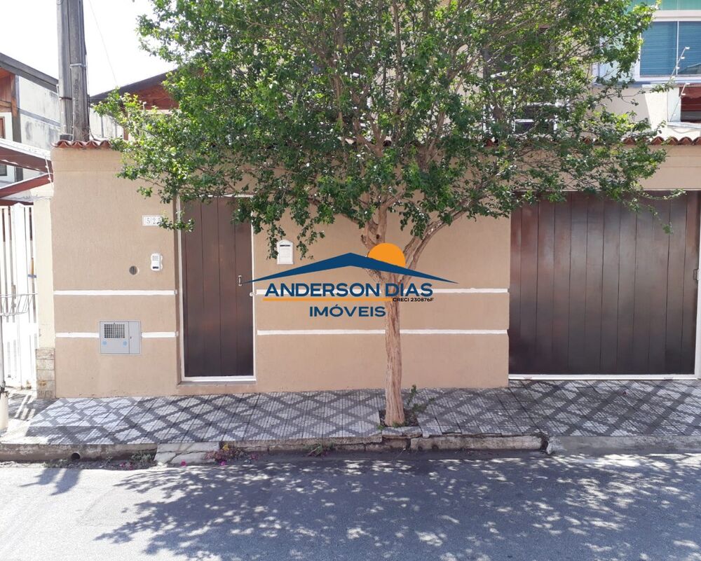 Casa, 3 quartos, 180 m² - Foto 1