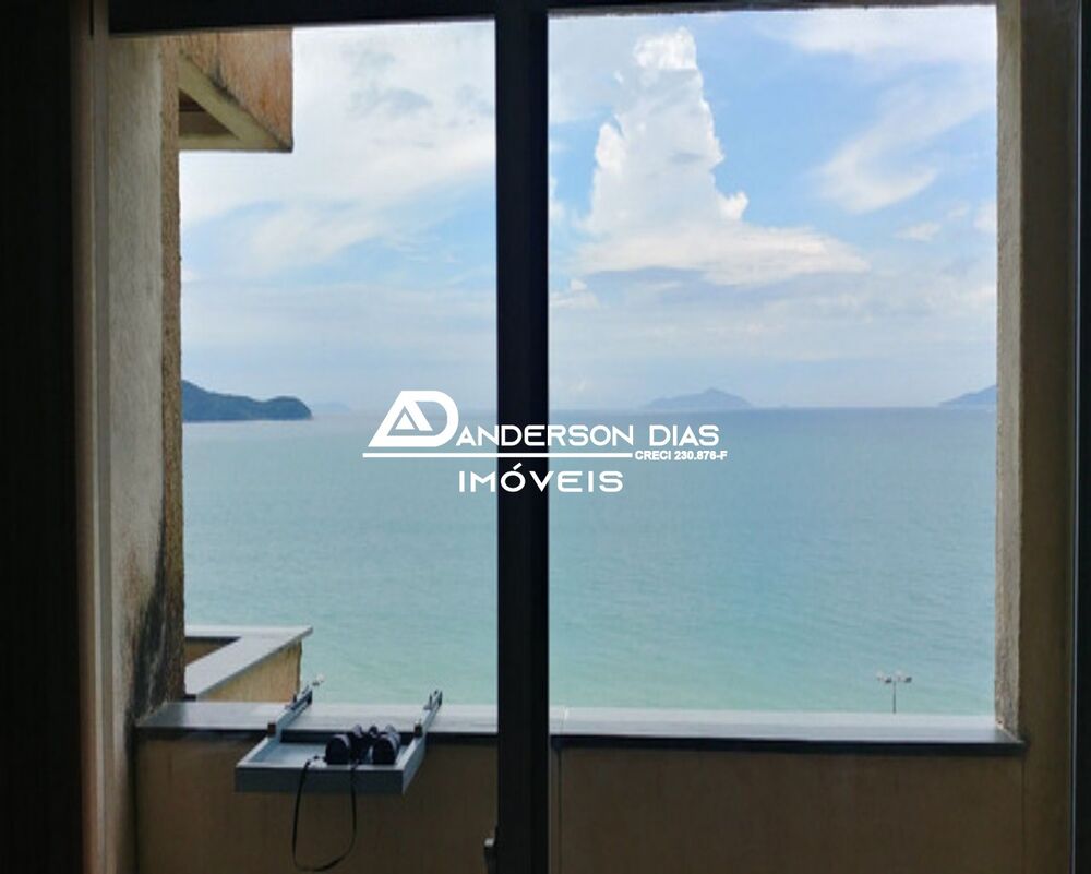Apartamento à venda com 3 quartos, 195m² - Foto 2