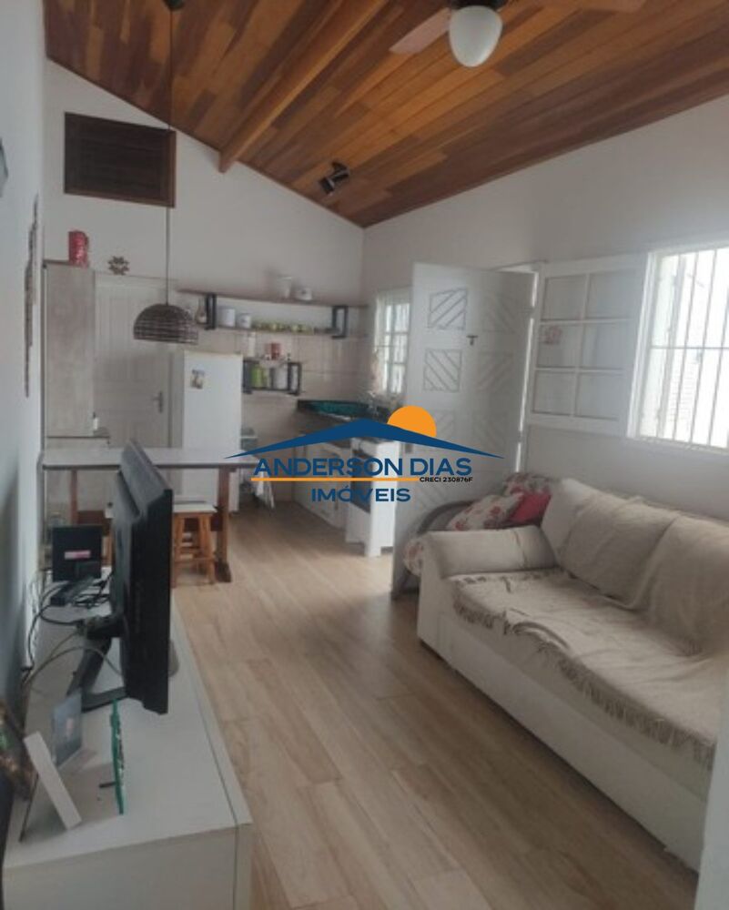 Casa, 2 quartos, 72 m² - Foto 1
