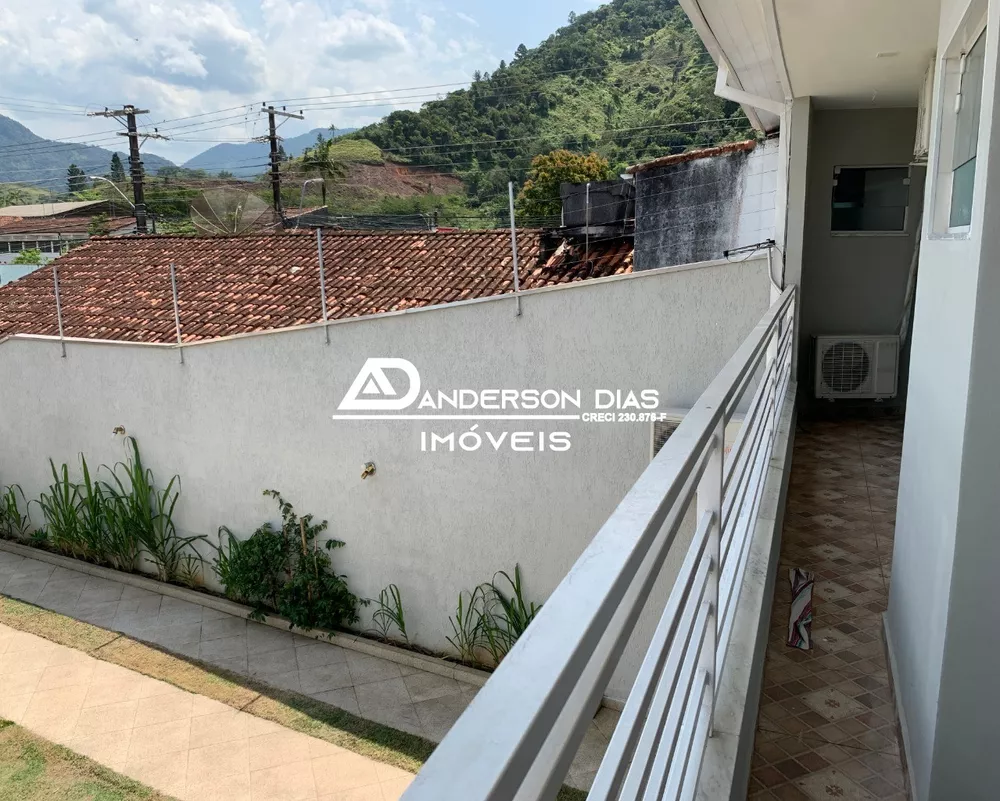 Casa, 3 quartos, 180 m² - Foto 1
