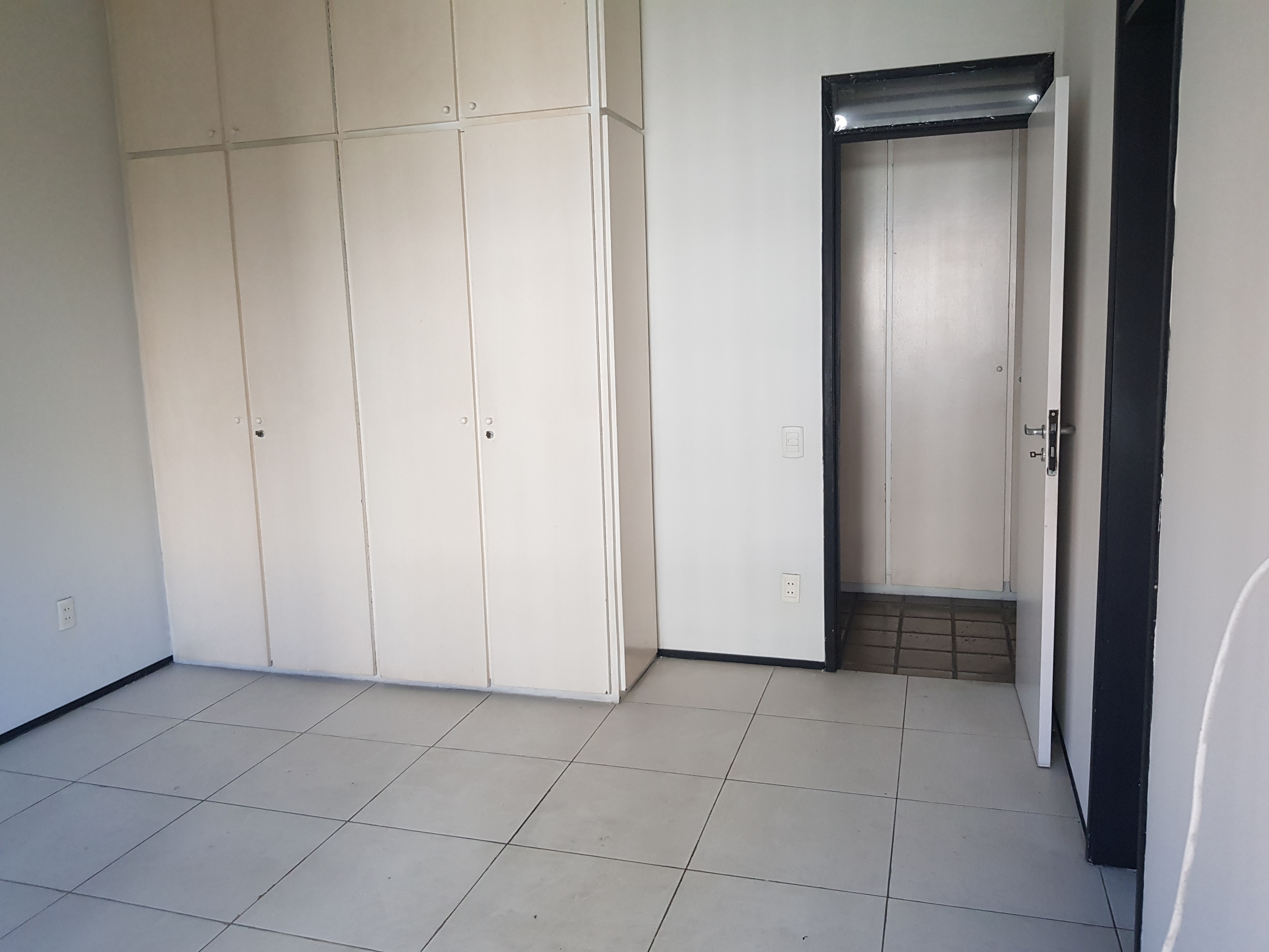 Apartamento à venda com 3 quartos, 180m² - Foto 14