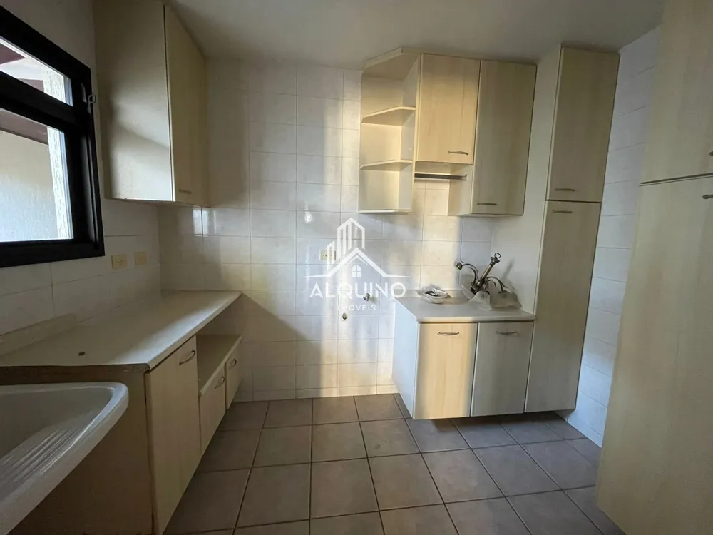 Casa, 3 quartos, 230 m² - Foto 11