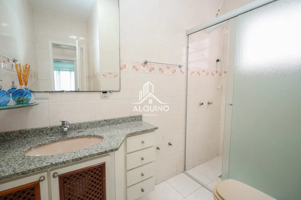 Casa, 3 quartos, 224 m² - Foto 9