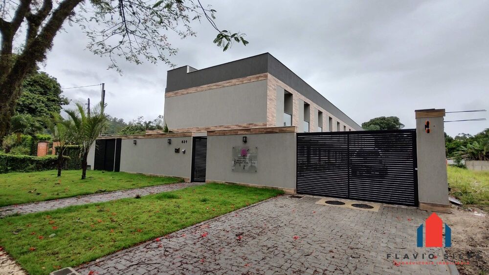 Casa à venda com 2 quartos, 85m² - Foto 8