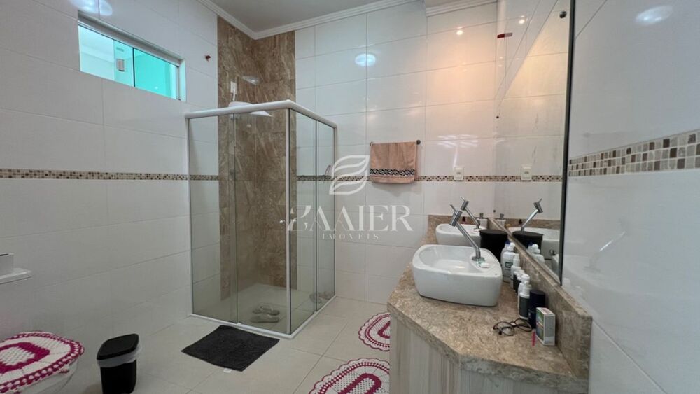 Sobrado à venda com 5 quartos, 270m² - Foto 6