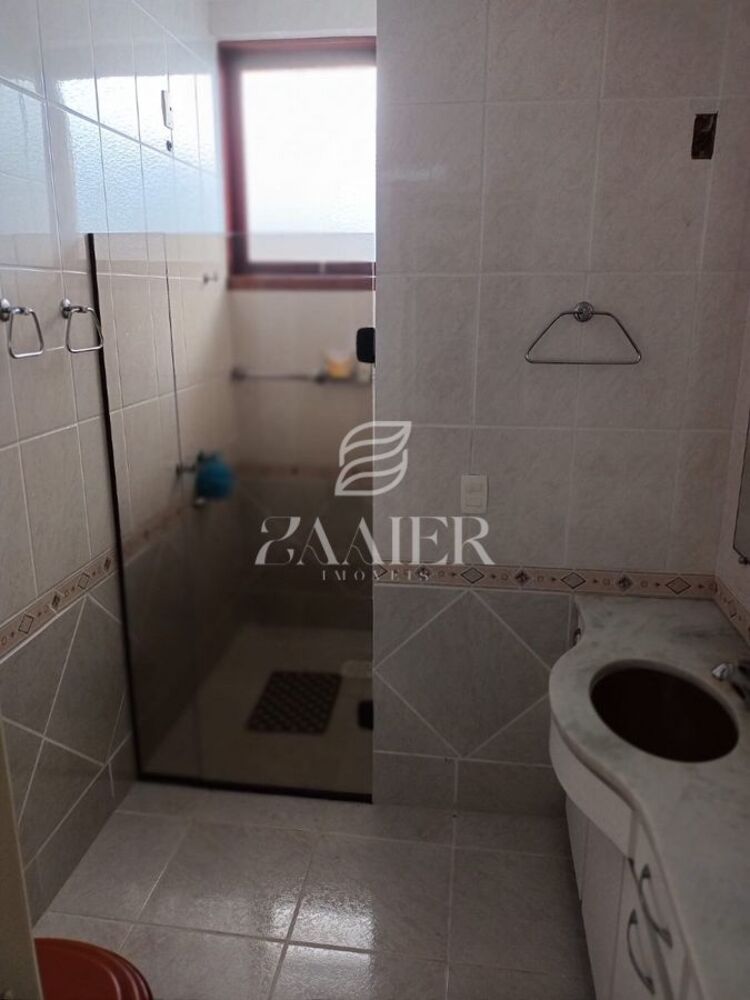 Casa, 3 quartos, 245 m² - Foto 9