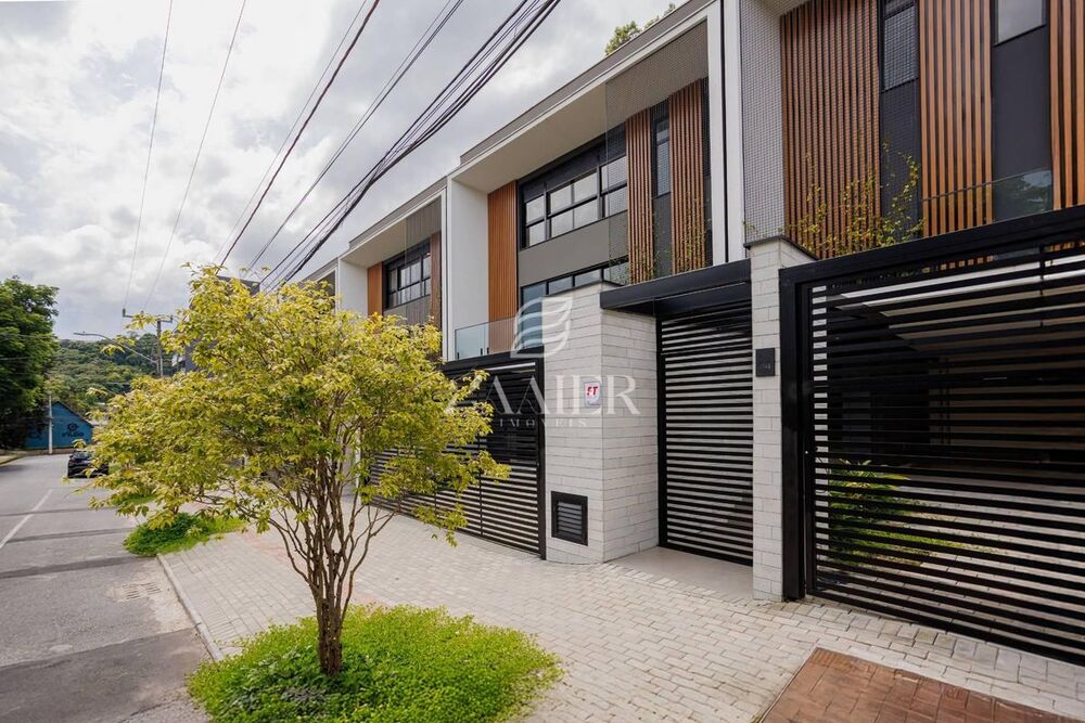 Sobrado, 3 quartos, 291 m² - Foto 6