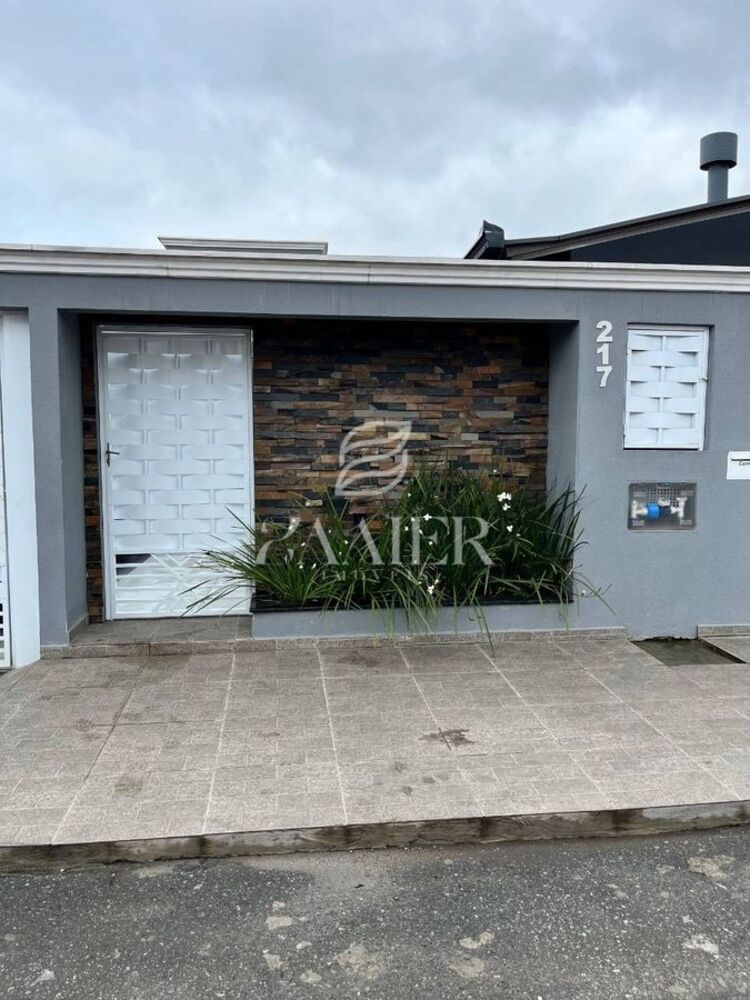 Casa, 3 quartos, 217 m² - Foto 1