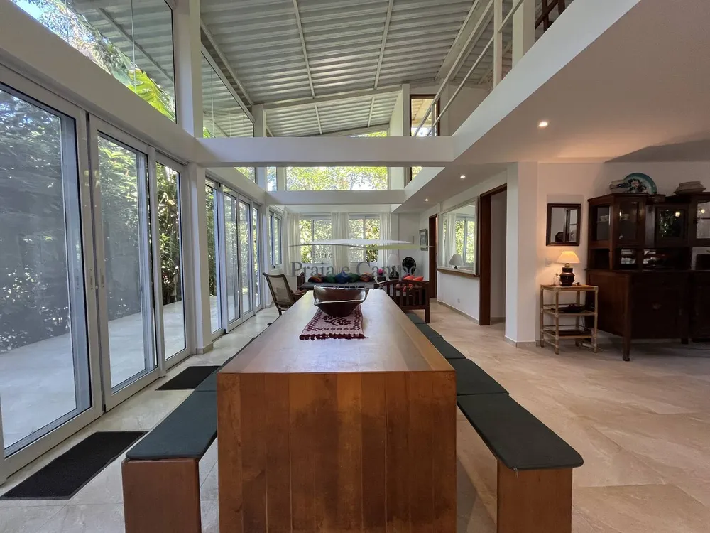 Casa, 2 quartos, 250 m² - Foto 1