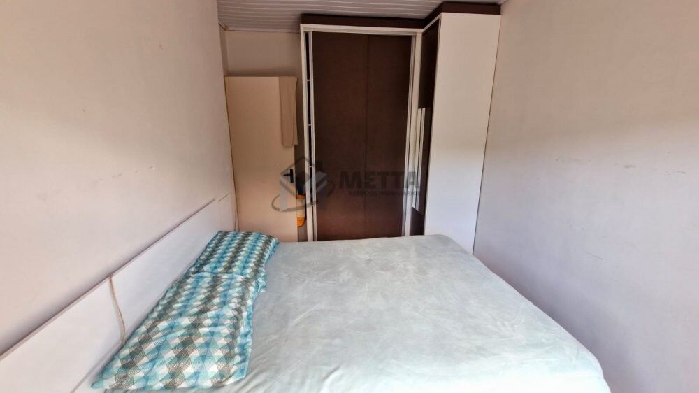 Casa à venda com 2 quartos, 56m² - Foto 7