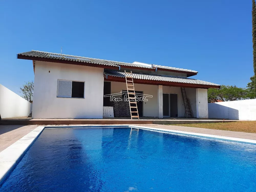 Fazenda à venda com 3 quartos, 187m² - Foto 1