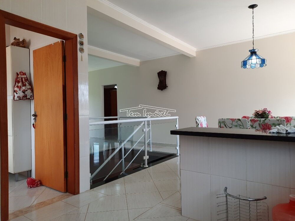 Chácara, 4 quartos, 450 m² - Foto 2
