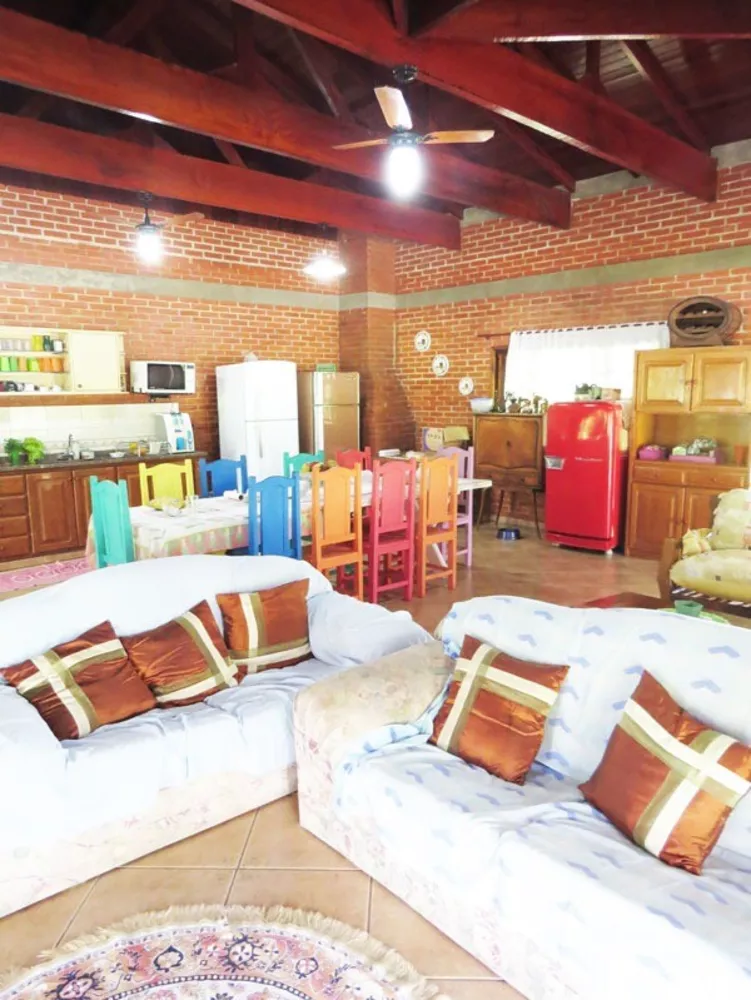 Fazenda à venda com 5 quartos, 620m² - Foto 2