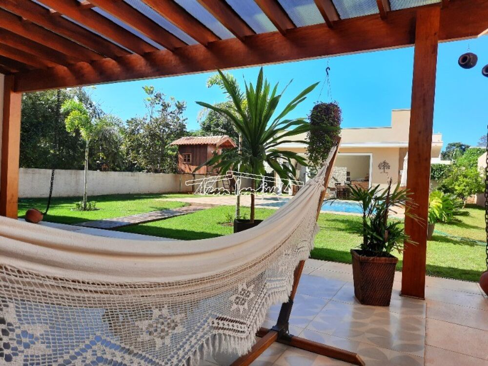 Chácara, 4 quartos, 780 m² - Foto 1