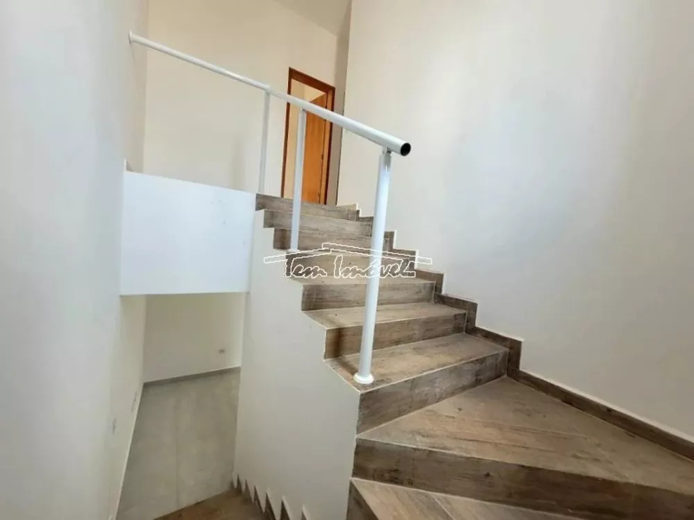 Casa à venda com 2 quartos, 85m² - Foto 4