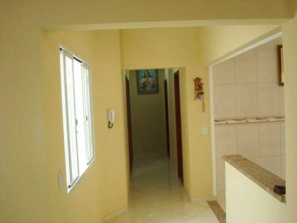 Casa à venda com 3 quartos, 196m² - Foto 3