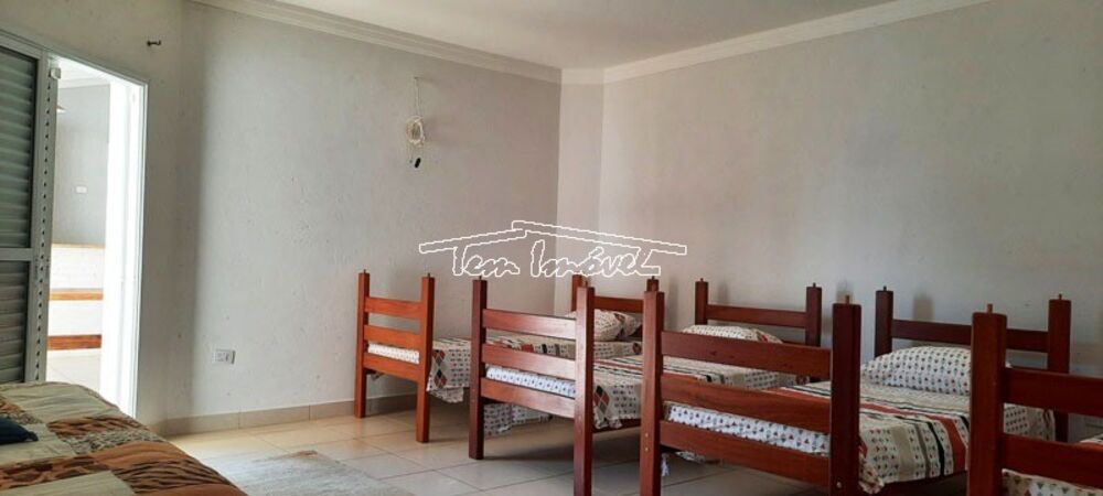 Casa à venda com 5 quartos, 400m² - Foto 1