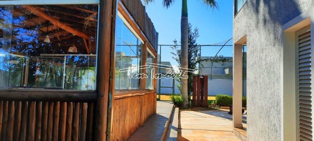 Casa à venda com 5 quartos, 400m² - Foto 4
