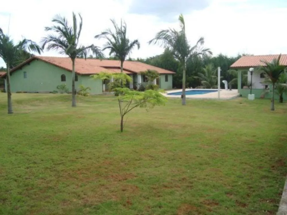 Fazenda à venda com 3 quartos, 450m² - Foto 4