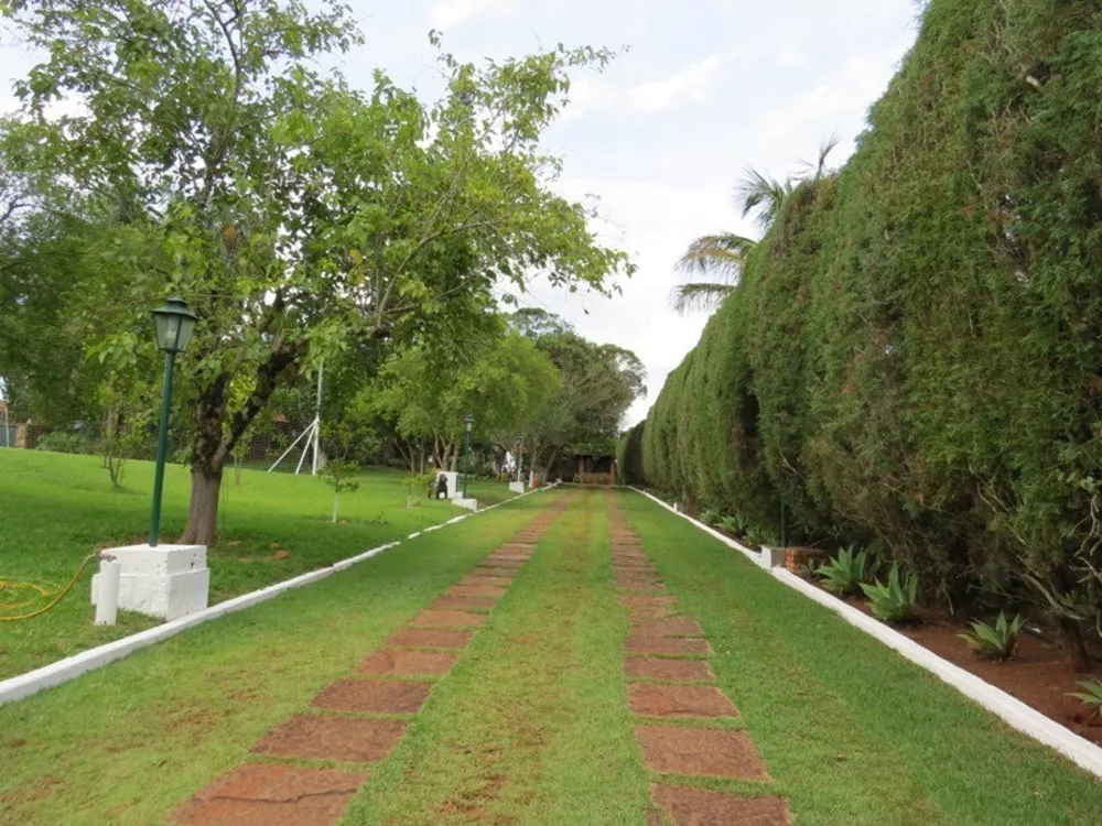 Fazenda à venda com 3 quartos, 400m² - Foto 2