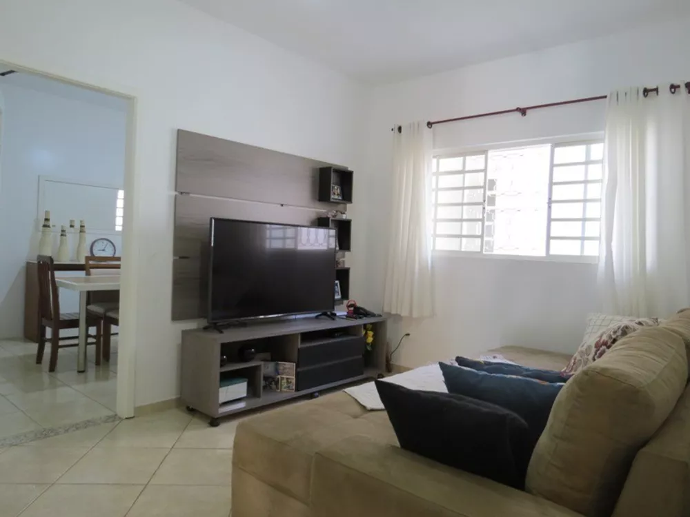 Casa à venda com 3 quartos, 153m² - Foto 3