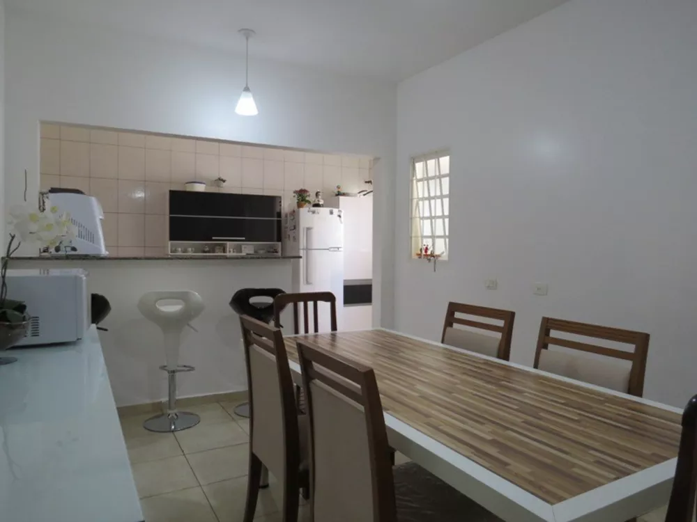 Casa à venda com 3 quartos, 153m² - Foto 13