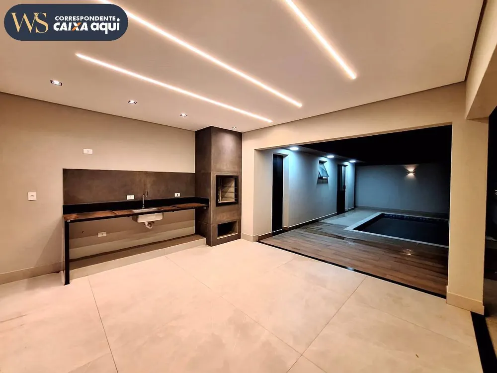 Casa, 4 quartos, 190 m² - Foto 1