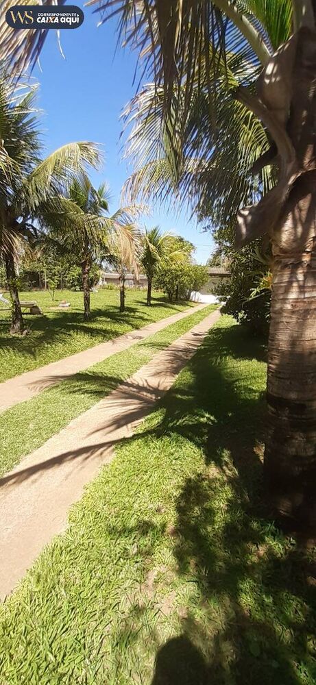 Chácara à venda com 3 quartos, 240m² - Foto 1