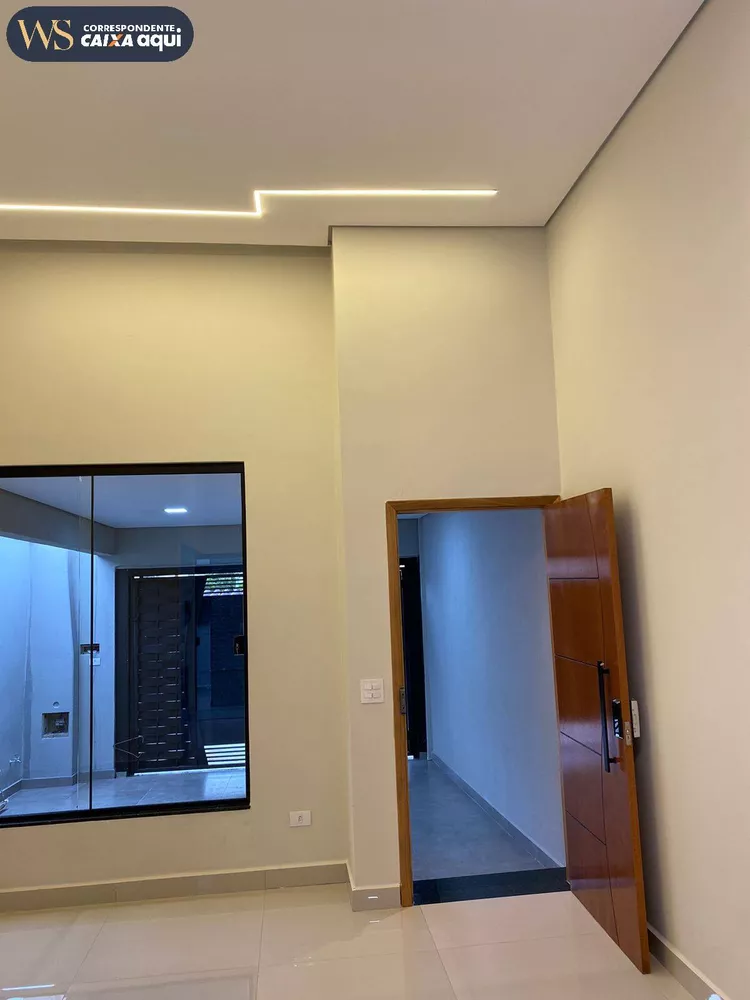 Casa à venda com 3 quartos, 100m² - Foto 3