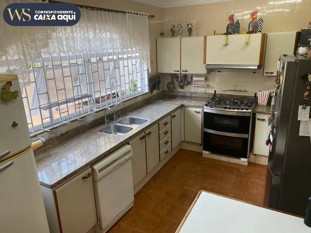 Casa, 4 quartos, 280 m² - Foto 4